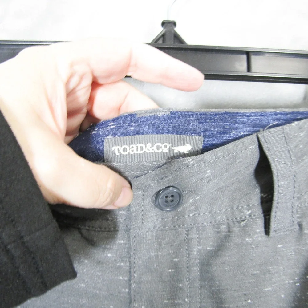 Toad&Co Mens Gray Heathered Flat Front Performance Shorts Size 36 Outdoor Travel